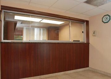 Days Inn & Suites By Wyndham Indianapolis Airport East Dış mekan fotoğraf